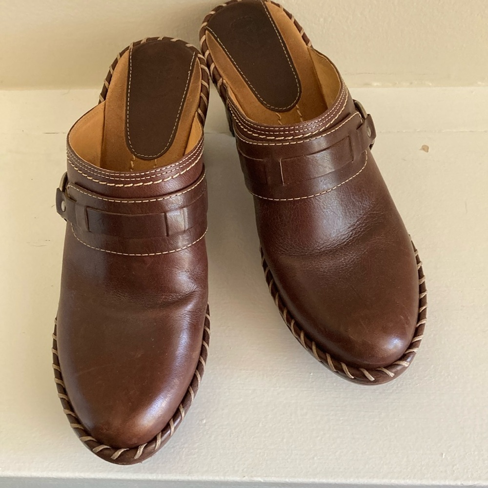 Frye Charlotte Ring Clogs